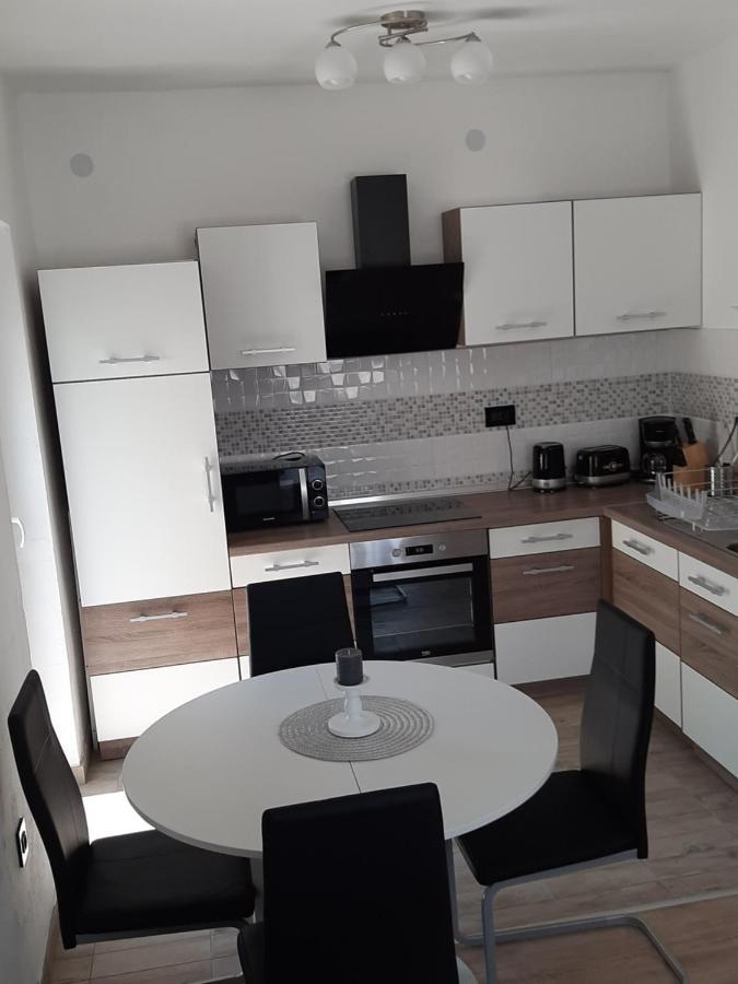 Ferienhaus Karlo Pridraga ภายนอก รูปภาพ