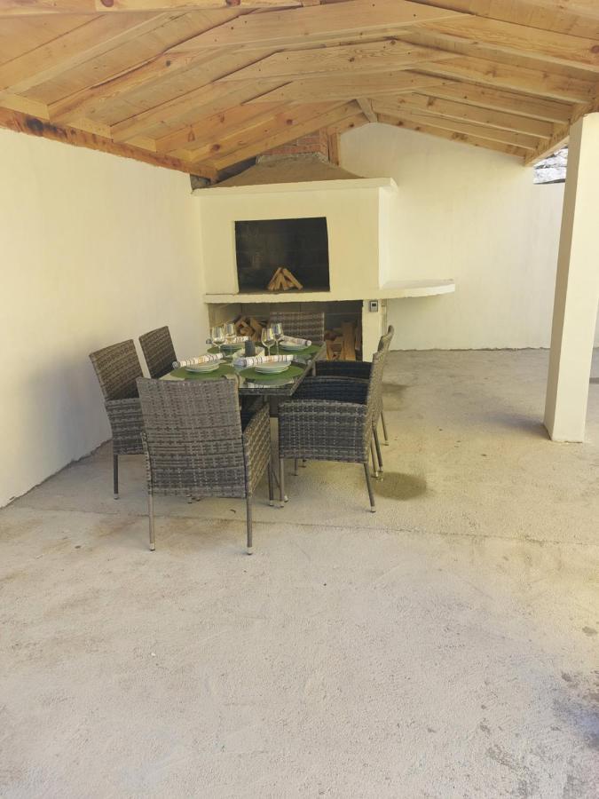 Ferienhaus Karlo Pridraga ภายนอก รูปภาพ